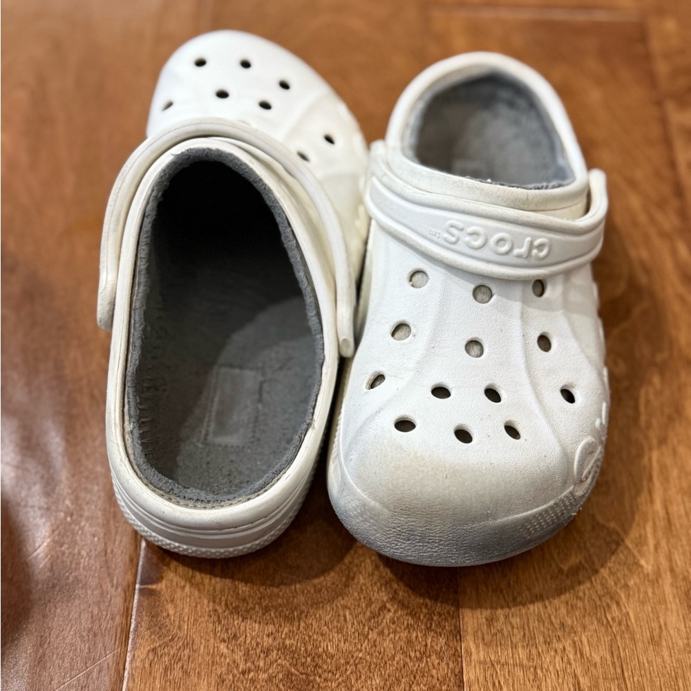 CROCS fur lined White clogs Women 7